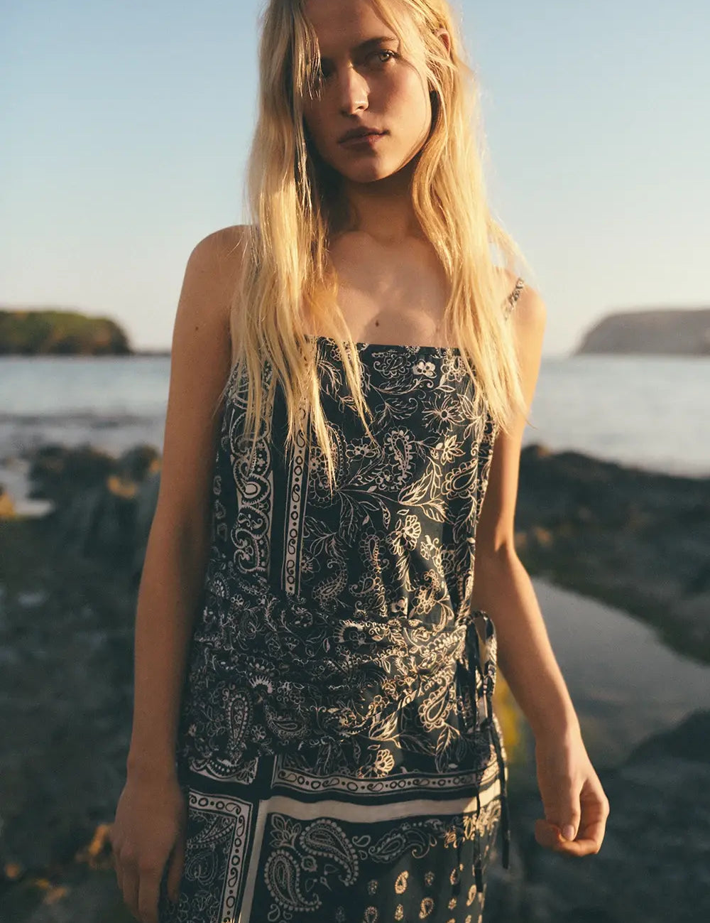 Vestido ESE O ESE Cassis Estampado Paisley Azul