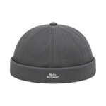 Gorro WE ARE NOT FRIENDS Docker Gris, vista frontal