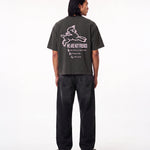 Camiseta WE ARE NOT FRIENDS Lamb Dancing Negra, modelo espalda