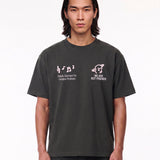 Camiseta WE ARE NOT FRIENDS Lamb Dancing Negra, modelo frontal