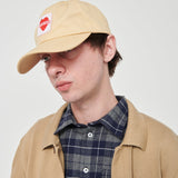 Gorra WE ARE NOT FRIENDS Cream