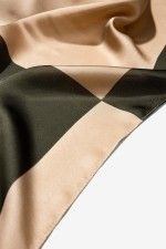 Tiffosi zendaya — detalle oficial