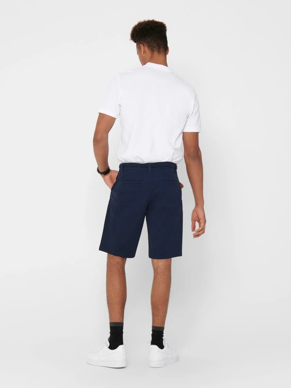 Bermudas de corte regular tipo chinos - ECRU