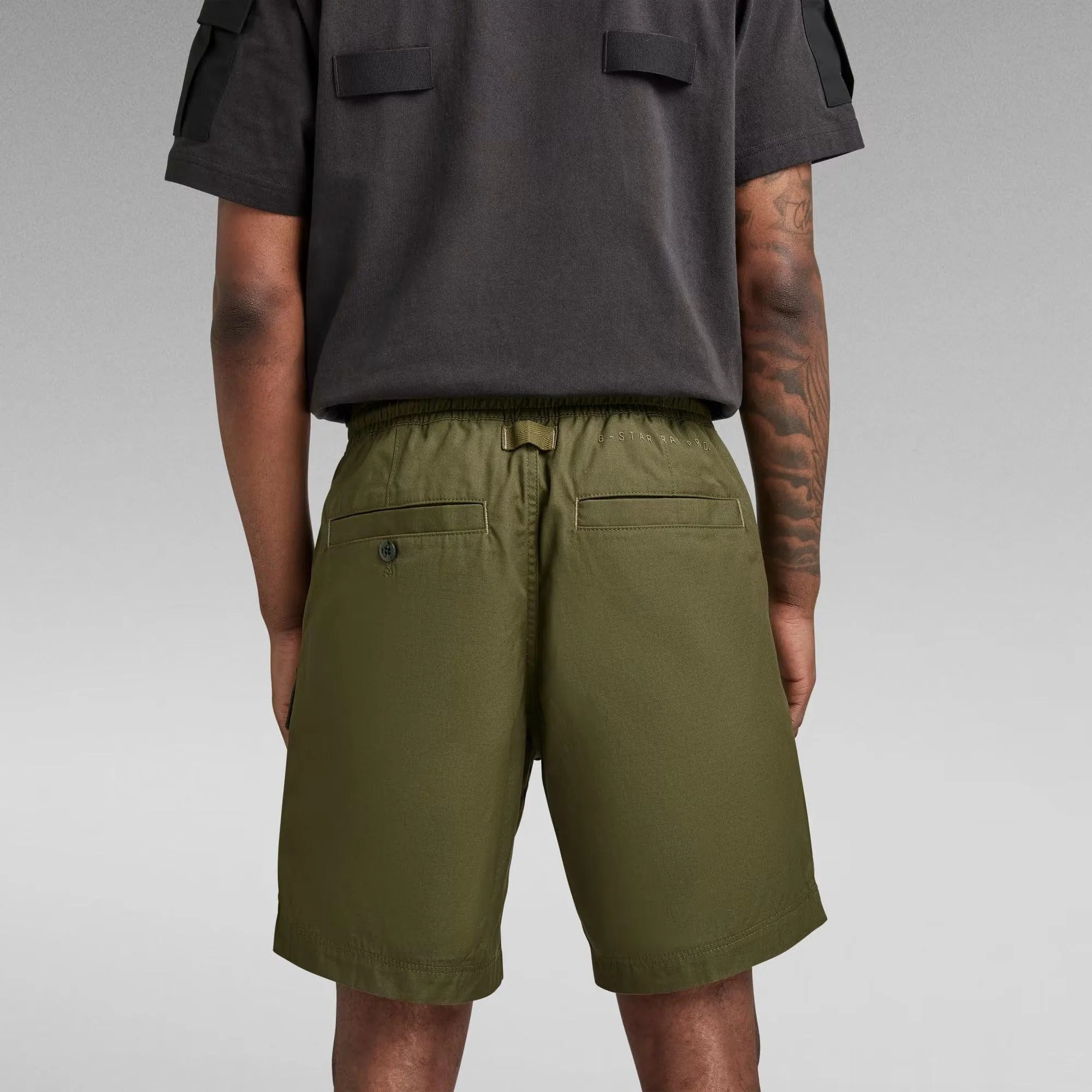 Bermudas Sport Trainer Shadow Olive - ECRU