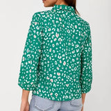 Blusa Emilia Green Leopard Love Hearts - ECRU
