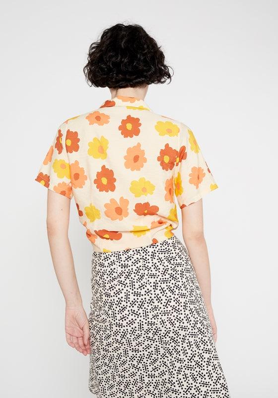 Camisa de cuello solapa con estampado de flores naranjas - ECRU