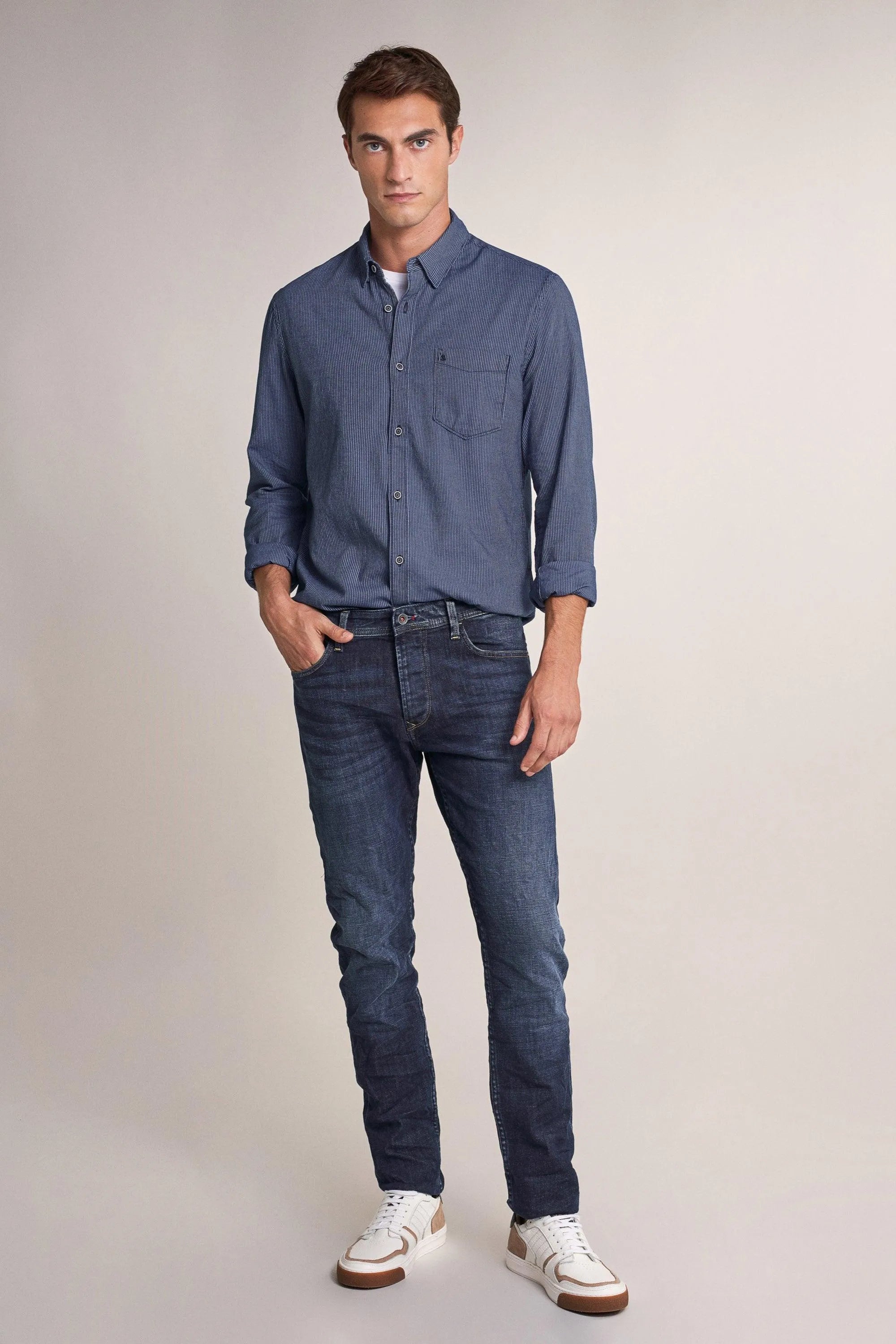 CAMISA FIT SLIM CON TEXTURA - ECRU