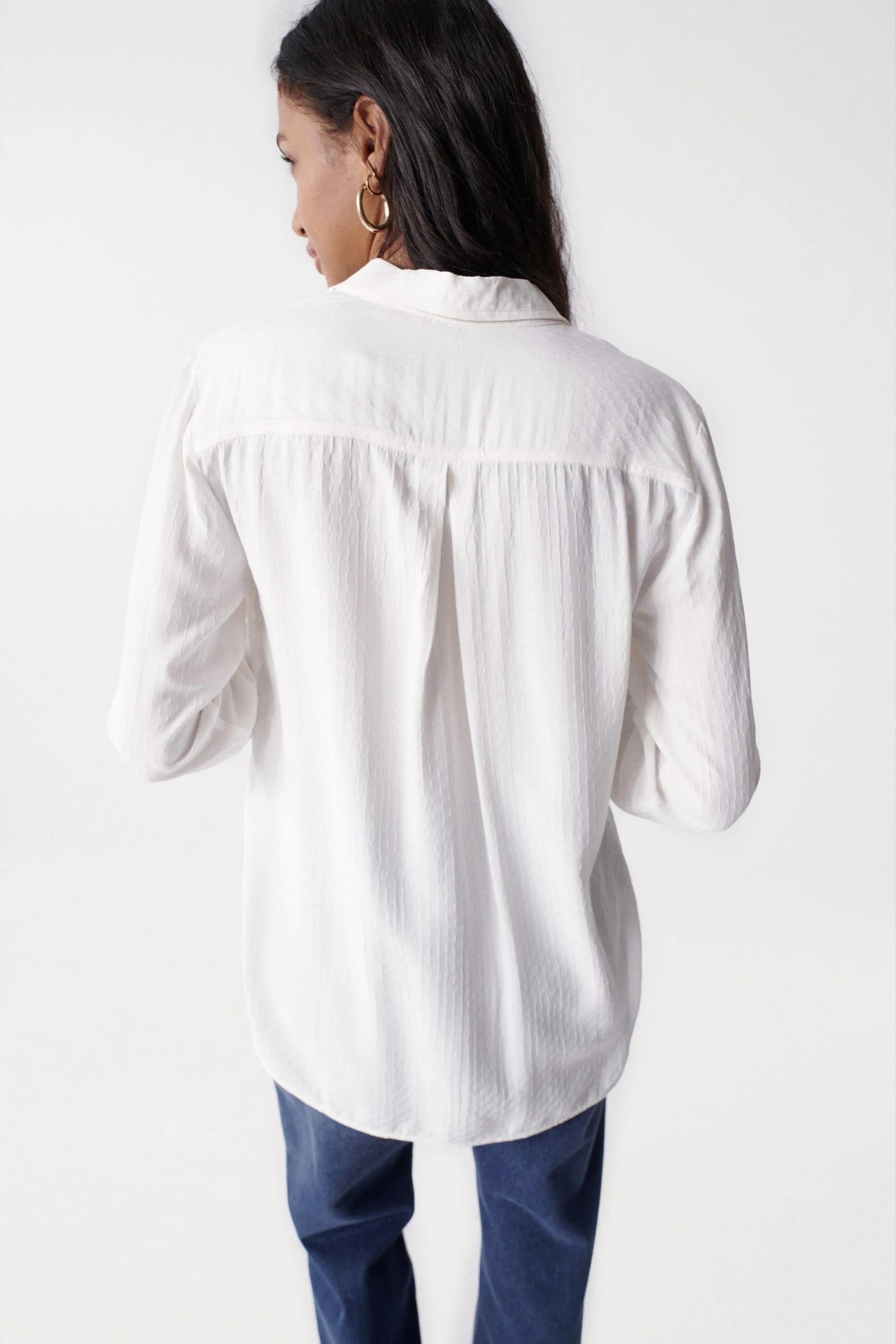 Camisa fluida con relieve - ECRU