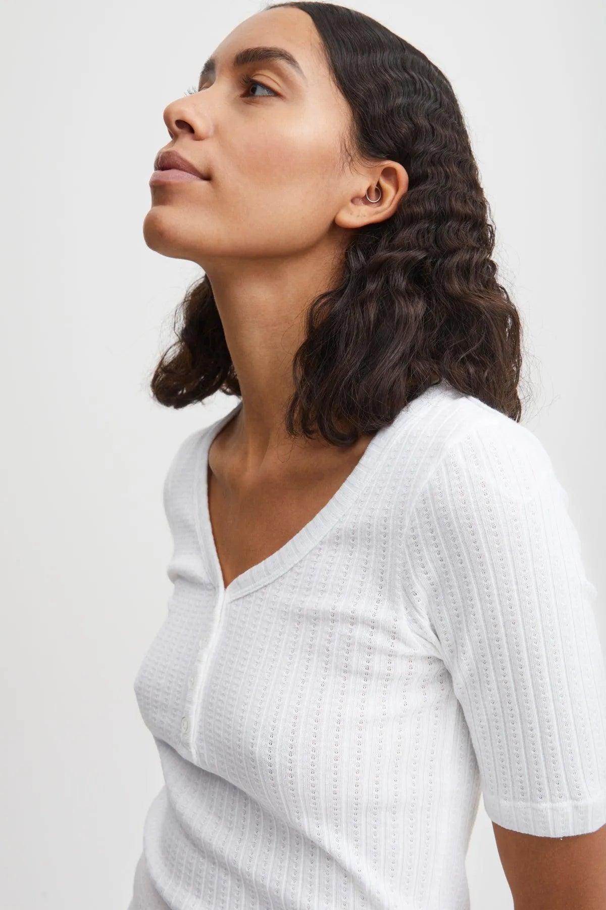 Camiseta B.Young Rilki Button Optical White - ECRU