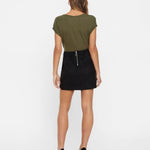 Camiseta Básica AWARE Ivy Green - ECRU