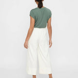 Camiseta Básica AWARE Laurel Wreath - ECRU