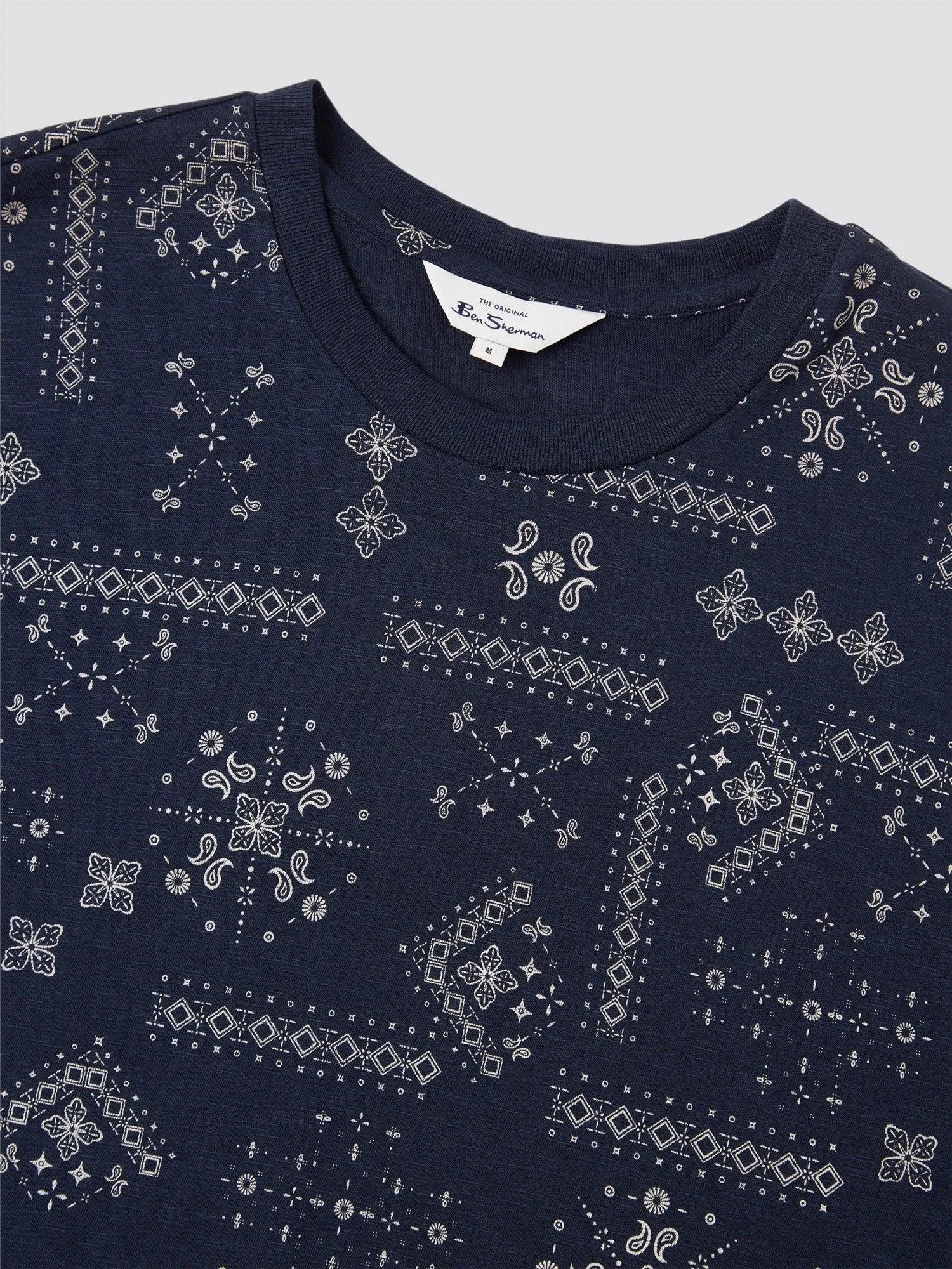 Camiseta Ben Sherman Navy Geo Print - ECRU