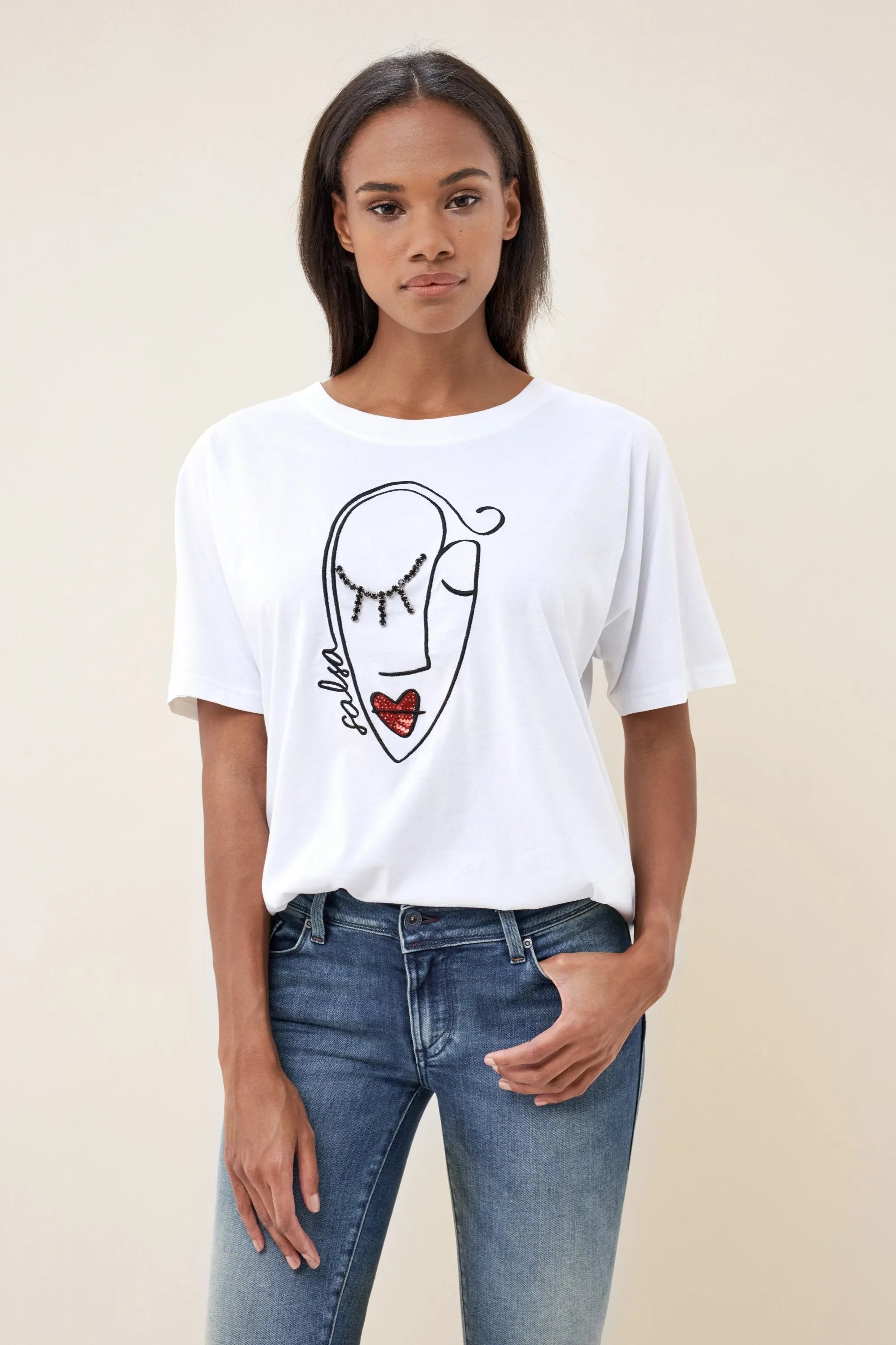 Camiseta con bordado - ECRU