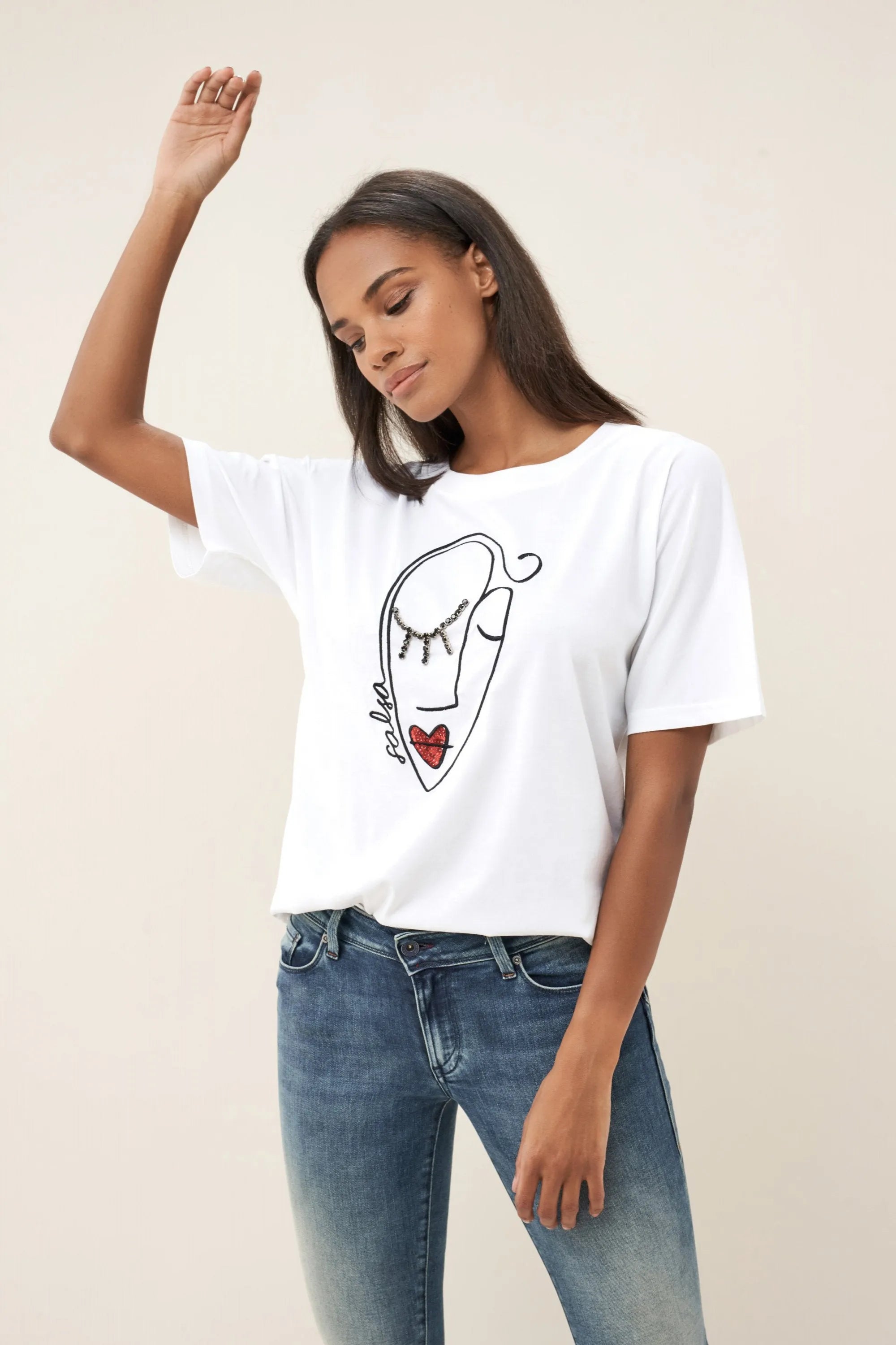 Camiseta con bordado - ECRU