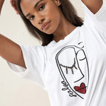 Camiseta con bordado - ECRU