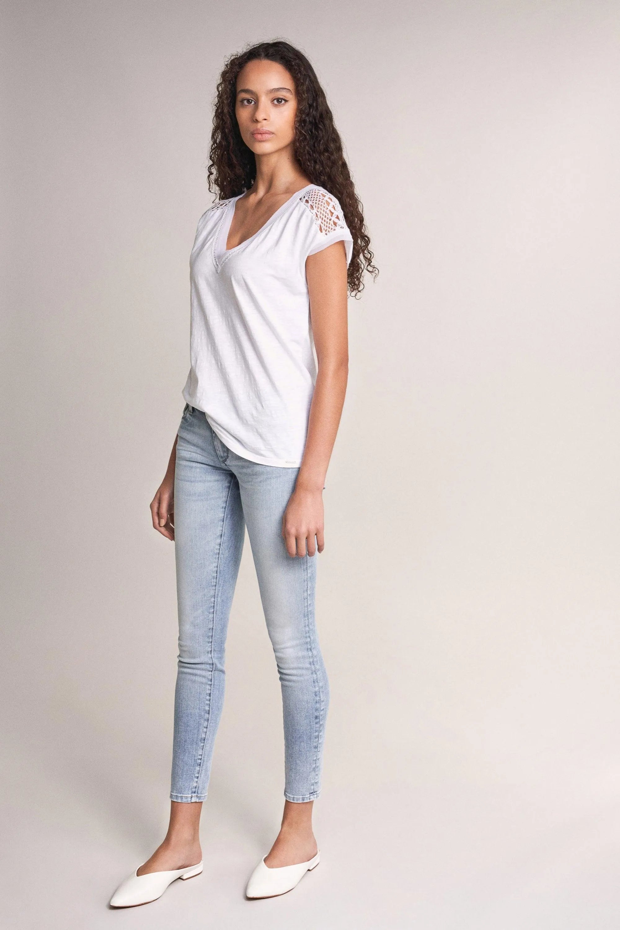 Camiseta con encaje - ECRU