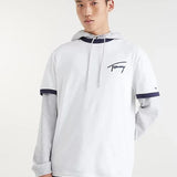 Camiseta con Logo Distintivo Bordado - ECRU