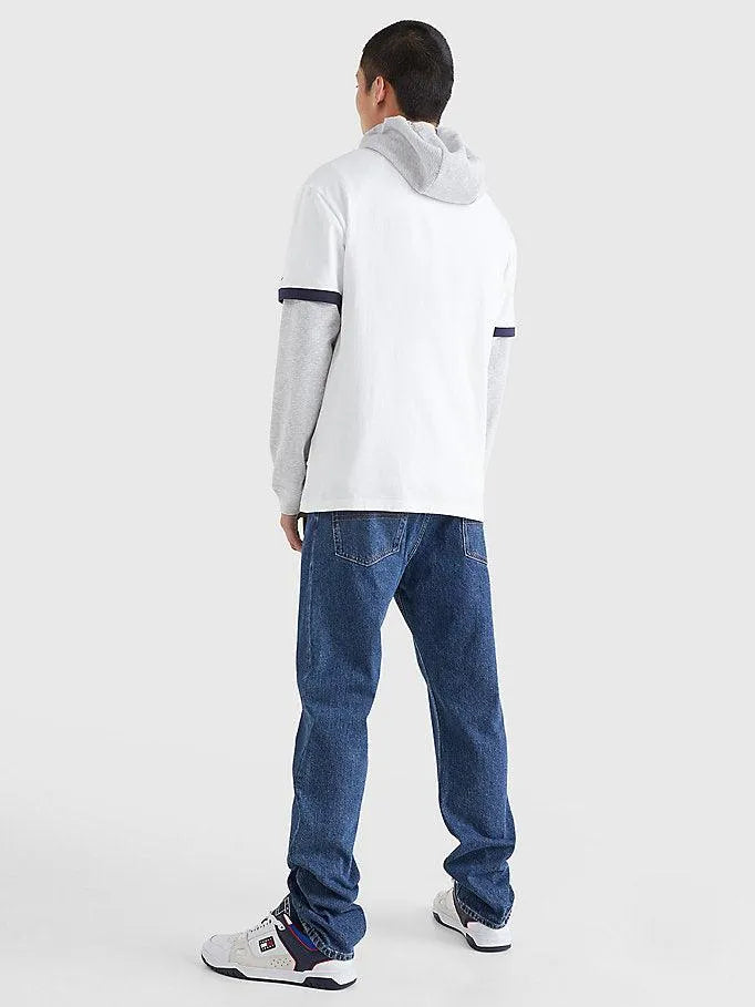 Camiseta con Logo Distintivo Bordado - ECRU