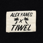 Camiseta Coolskul By Alex Yanes - ECRU