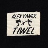 Camiseta Coolskul By Alex Yanes - ECRU