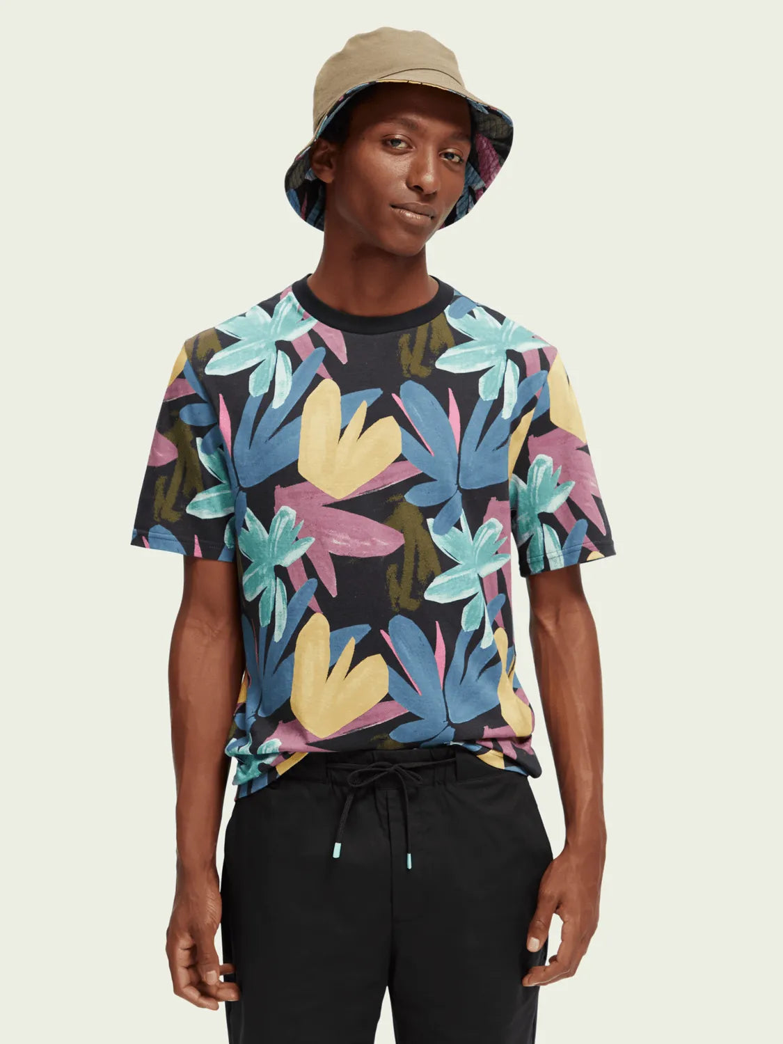 Camiseta de Hombre Scotch&Soda Relaxed Fit Estampada en Jersey de Algodón Orgánico - ECRU