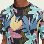 Camiseta de Hombre Scotch&Soda Relaxed Fit Estampada en Jersey de Algodón Orgánico - ECRU