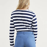 Camiseta de Mujer Dockers Regular Fit Cuello Barco Pismo Navy Blazer Stripe Azul - ECRU