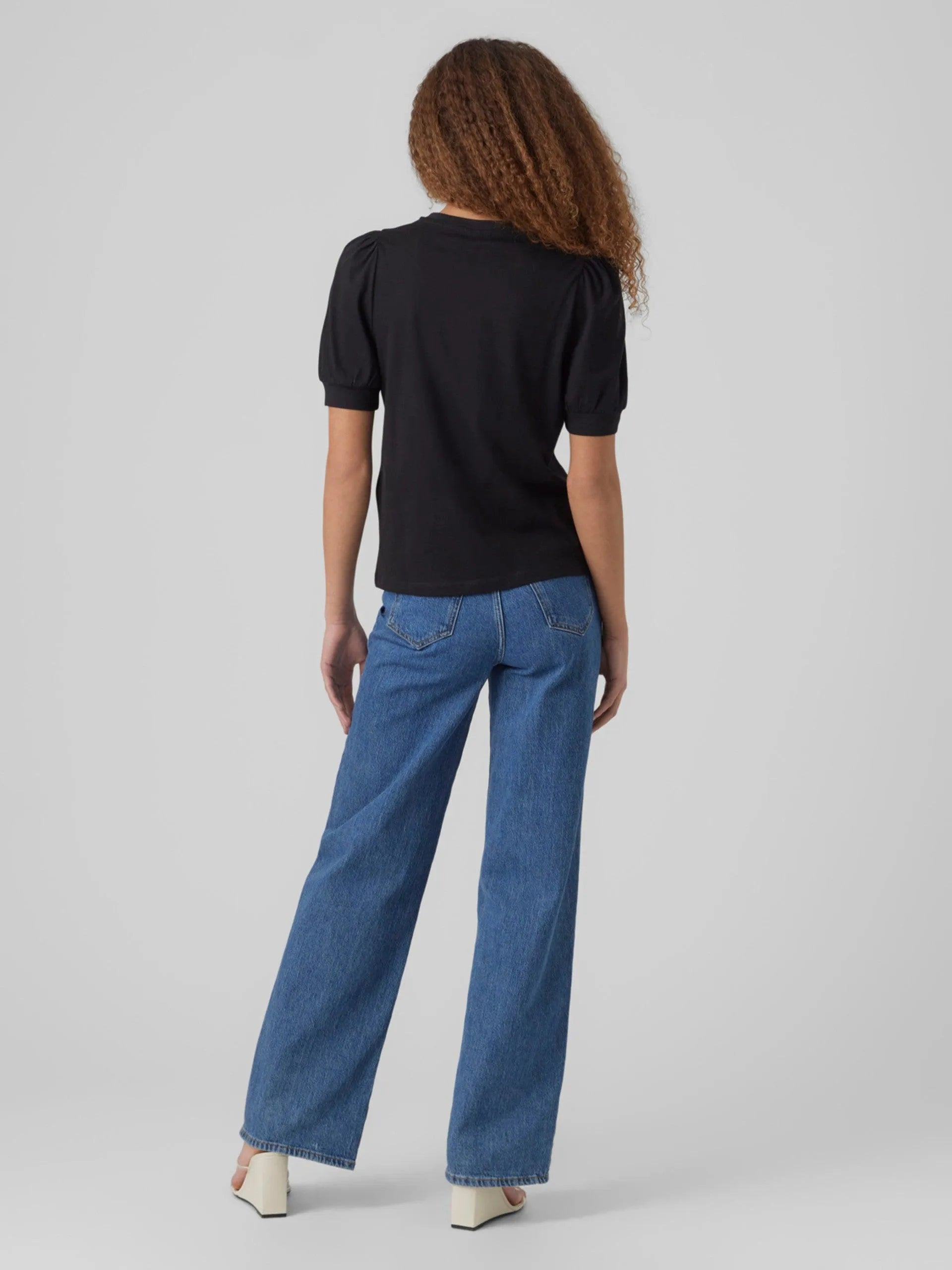 Camiseta de Mujer Vero Moda Manga Corta Abullonada Kerry Black - ECRU