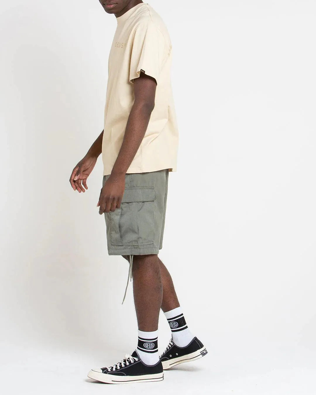 Camiseta Deus Ex Machina Haywood Oat - ECRU