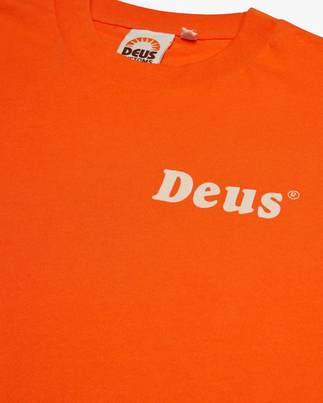 Camiseta Deus Ex Machina Wobbles Mandarin Orange - ECRU