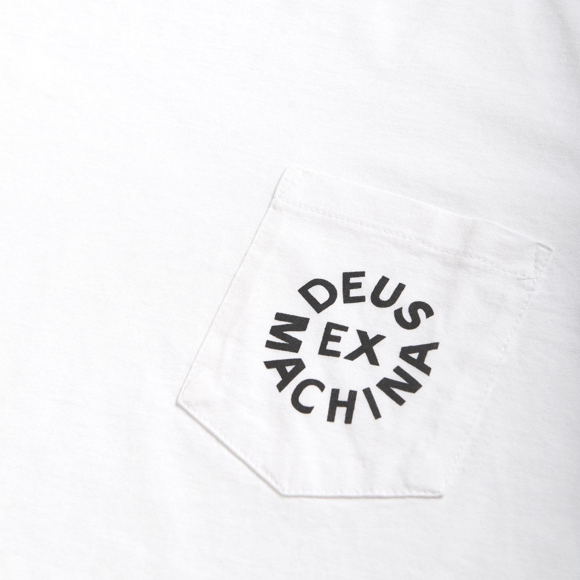 Camiseta Deus Pocket Logo - ECRU