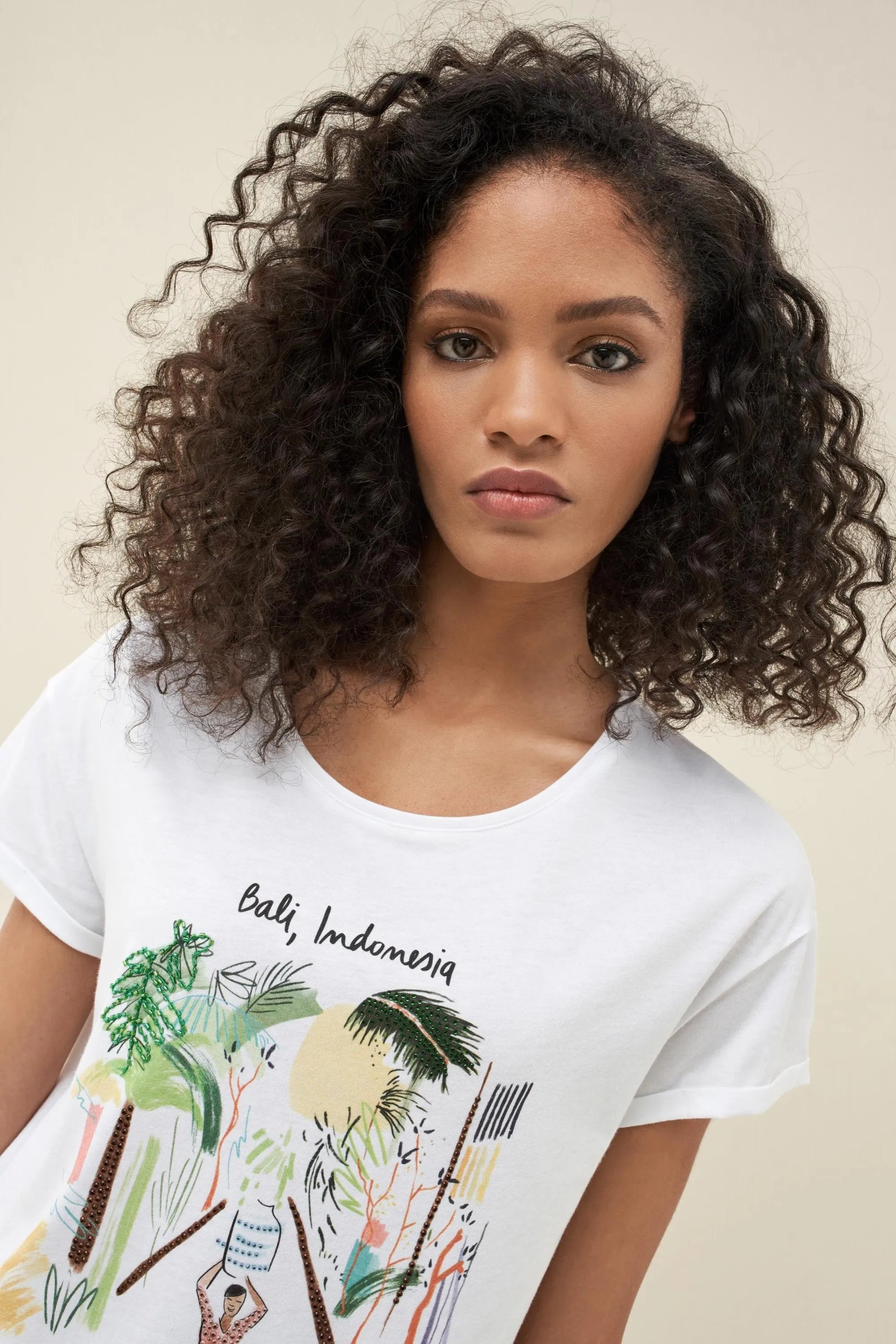 Camiseta Dibujo Bali - ECRU