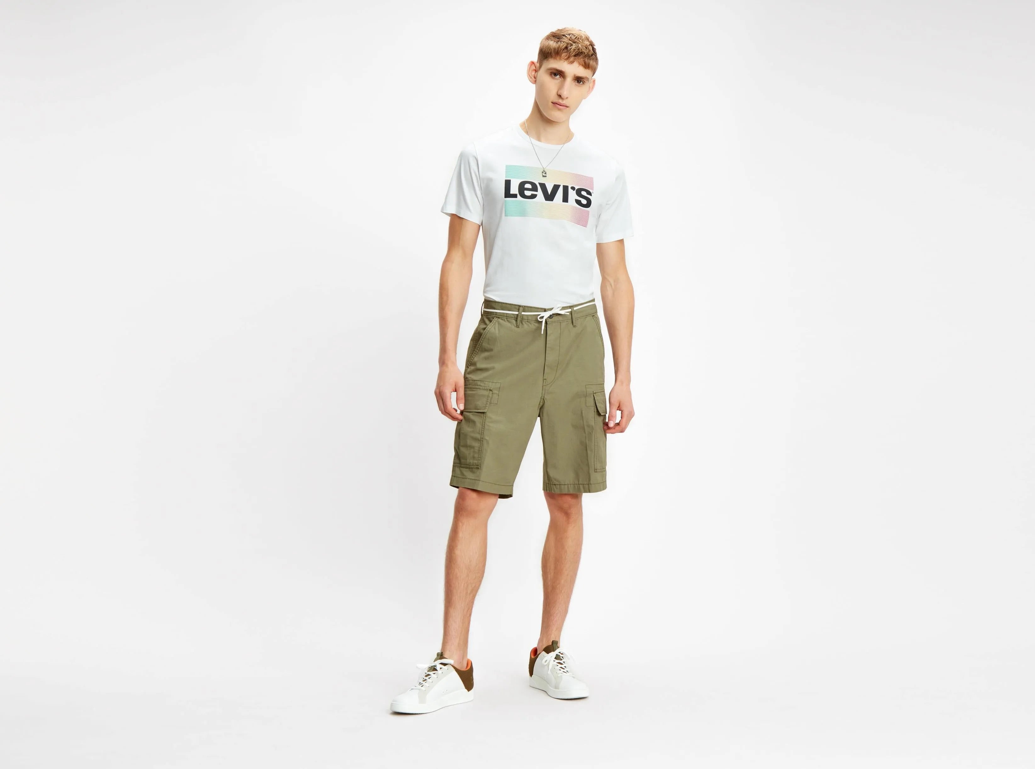 Camiseta LEVI'S® SPORTSWEAR LOGO GRAPHIC - ECRU