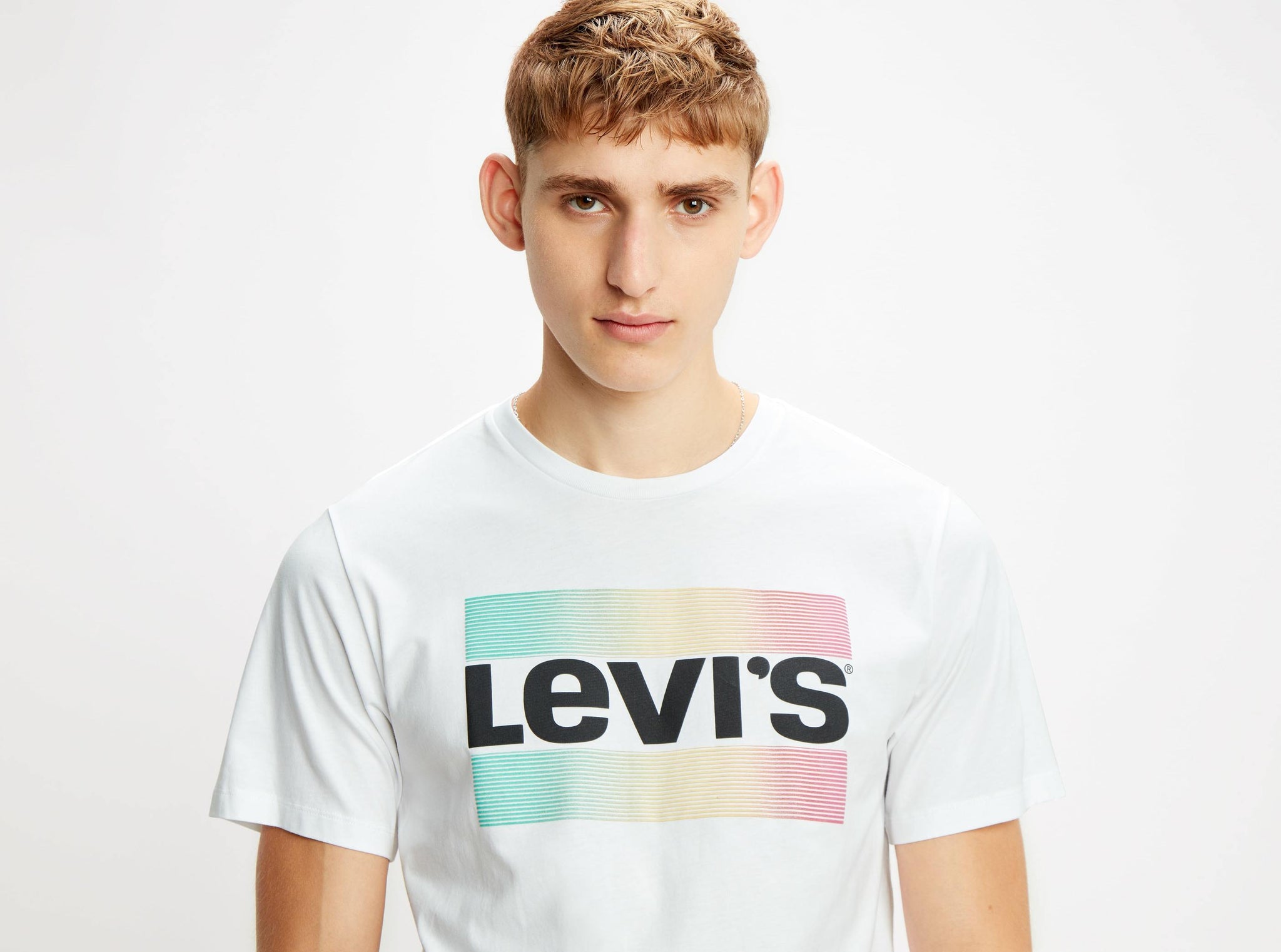 Camiseta LEVI'S® SPORTSWEAR LOGO GRAPHIC - ECRU
