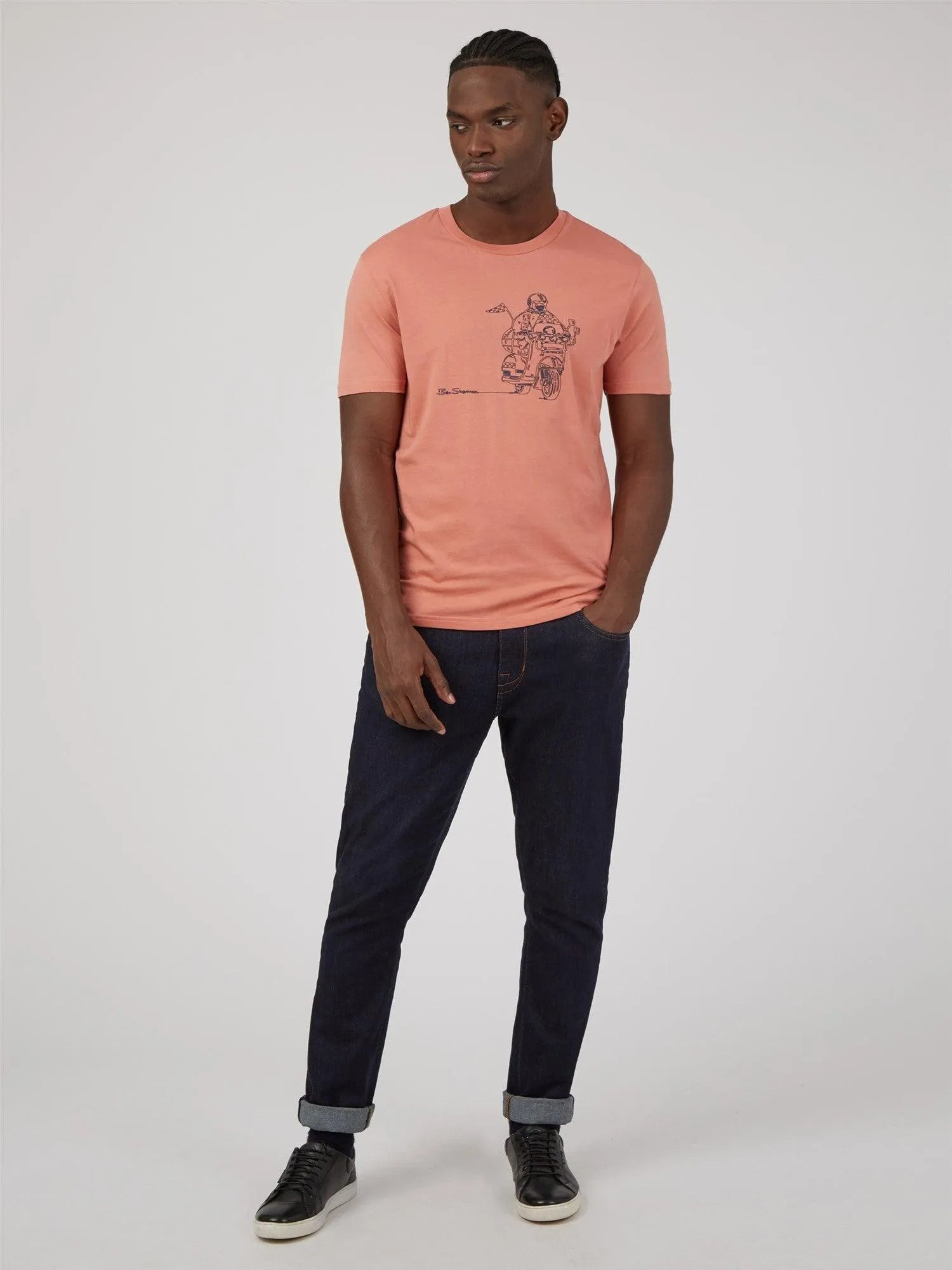 Camiseta Linear Cruise Dark Pink - ECRU