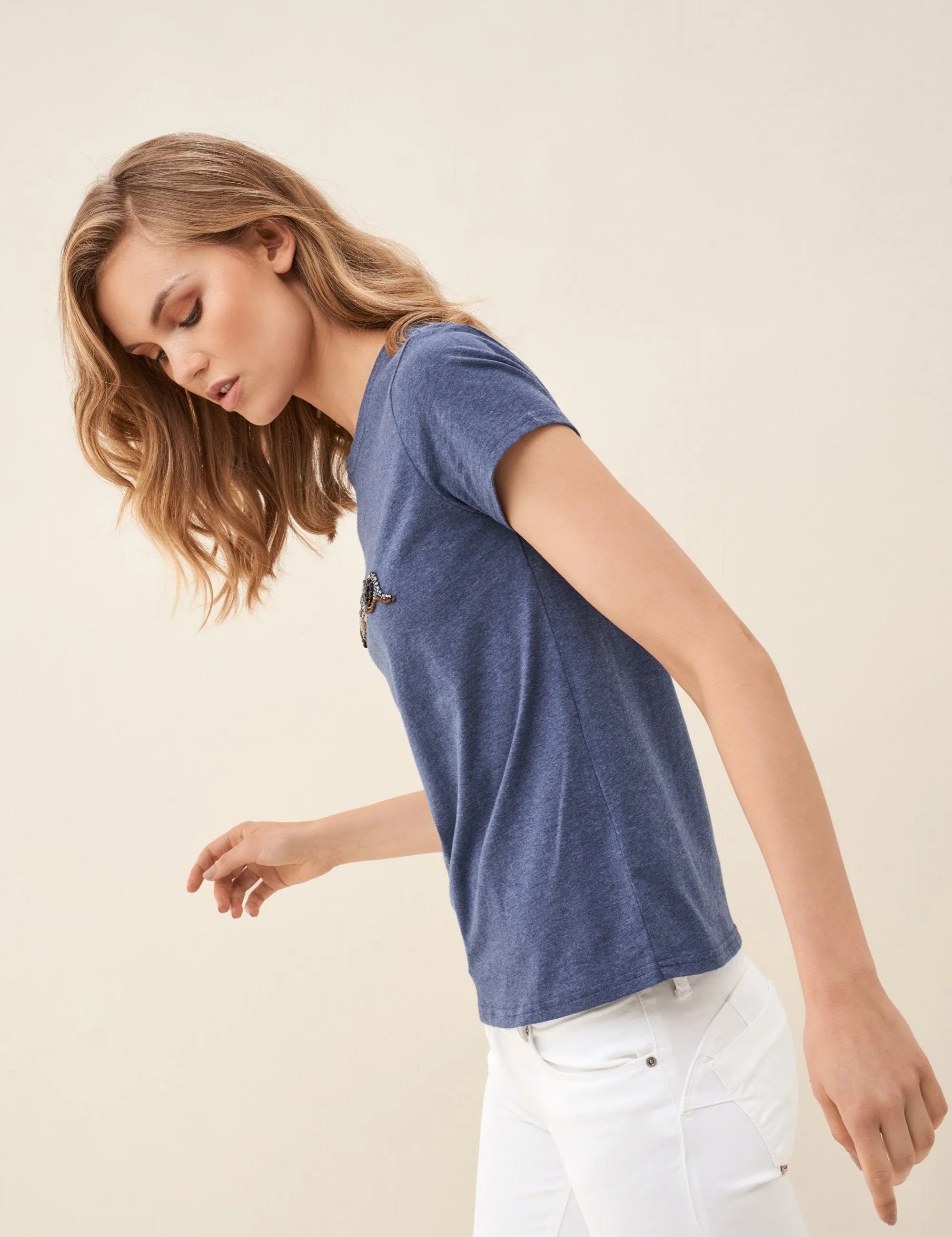 Camiseta Logo - ECRU