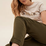 Camiseta Logo - ECRU