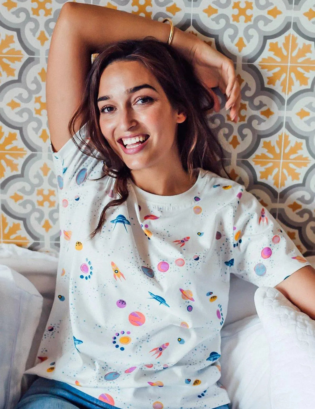 Camiseta Maggie Off-White Outerspace - ECRU