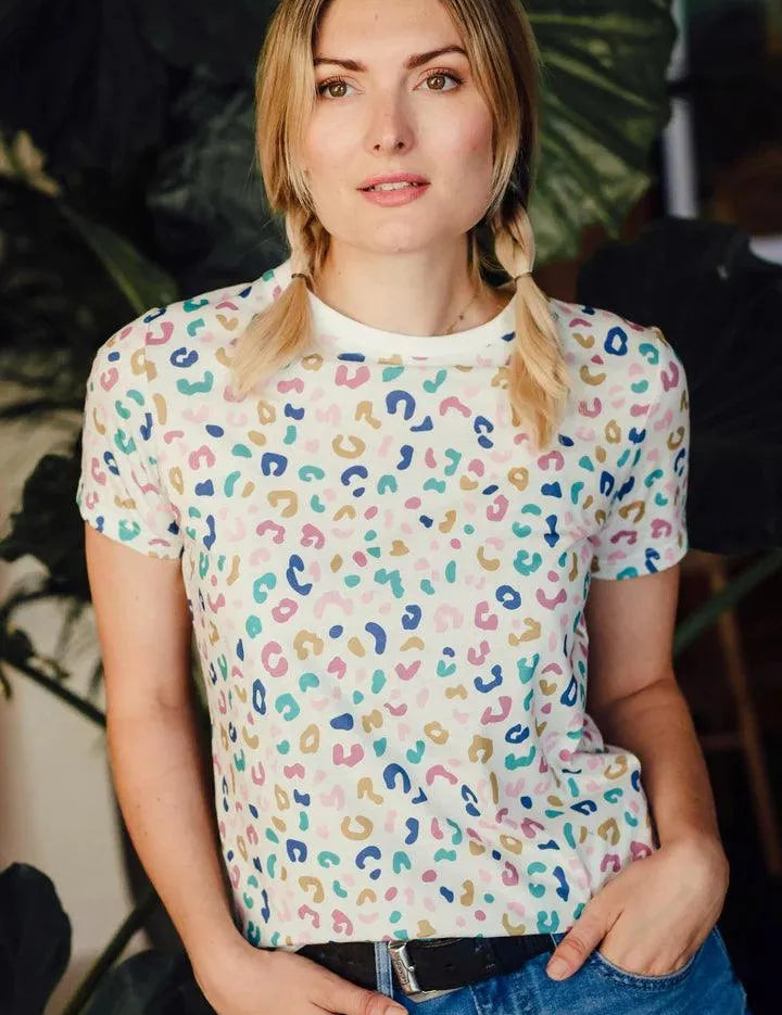 Camiseta Maggie Off-White/Multi Winter Leopard - ECRU