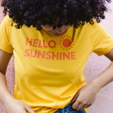 Camiseta Maggie Yellow Hello Sunshine - ECRU