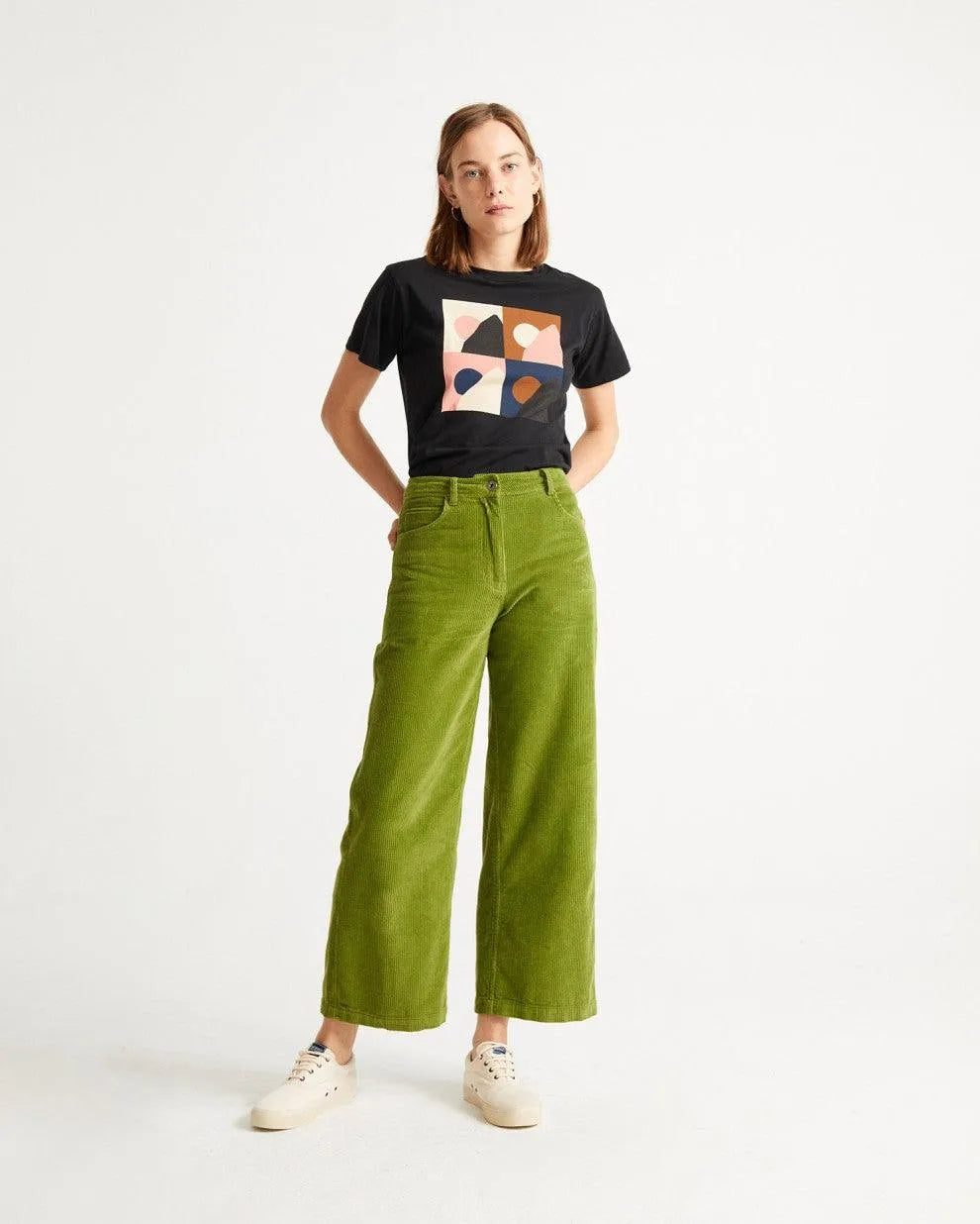 Camiseta Med Negra - ECRU