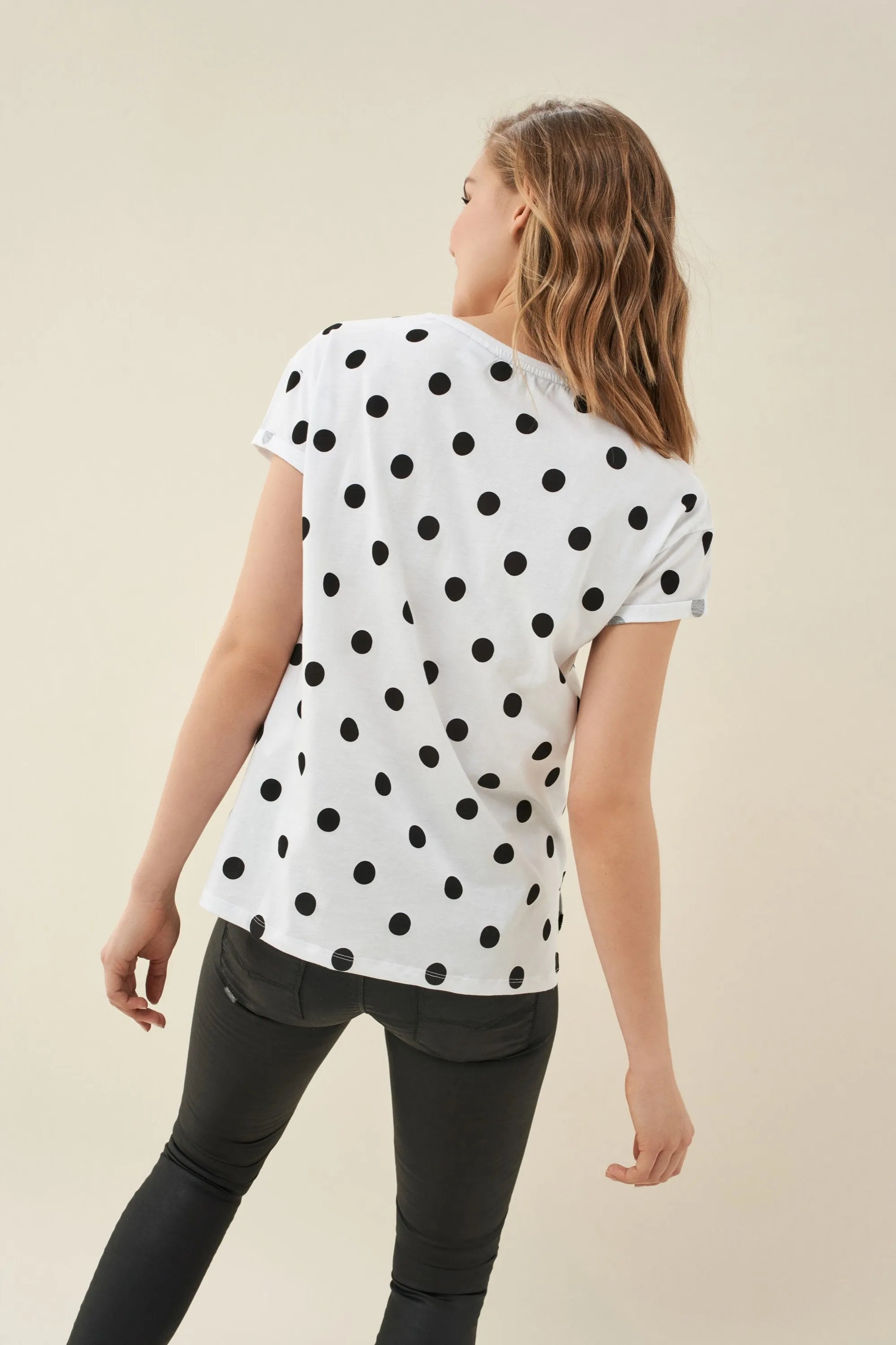 CAMISETA MICKEY CON LUNARES - ECRU
