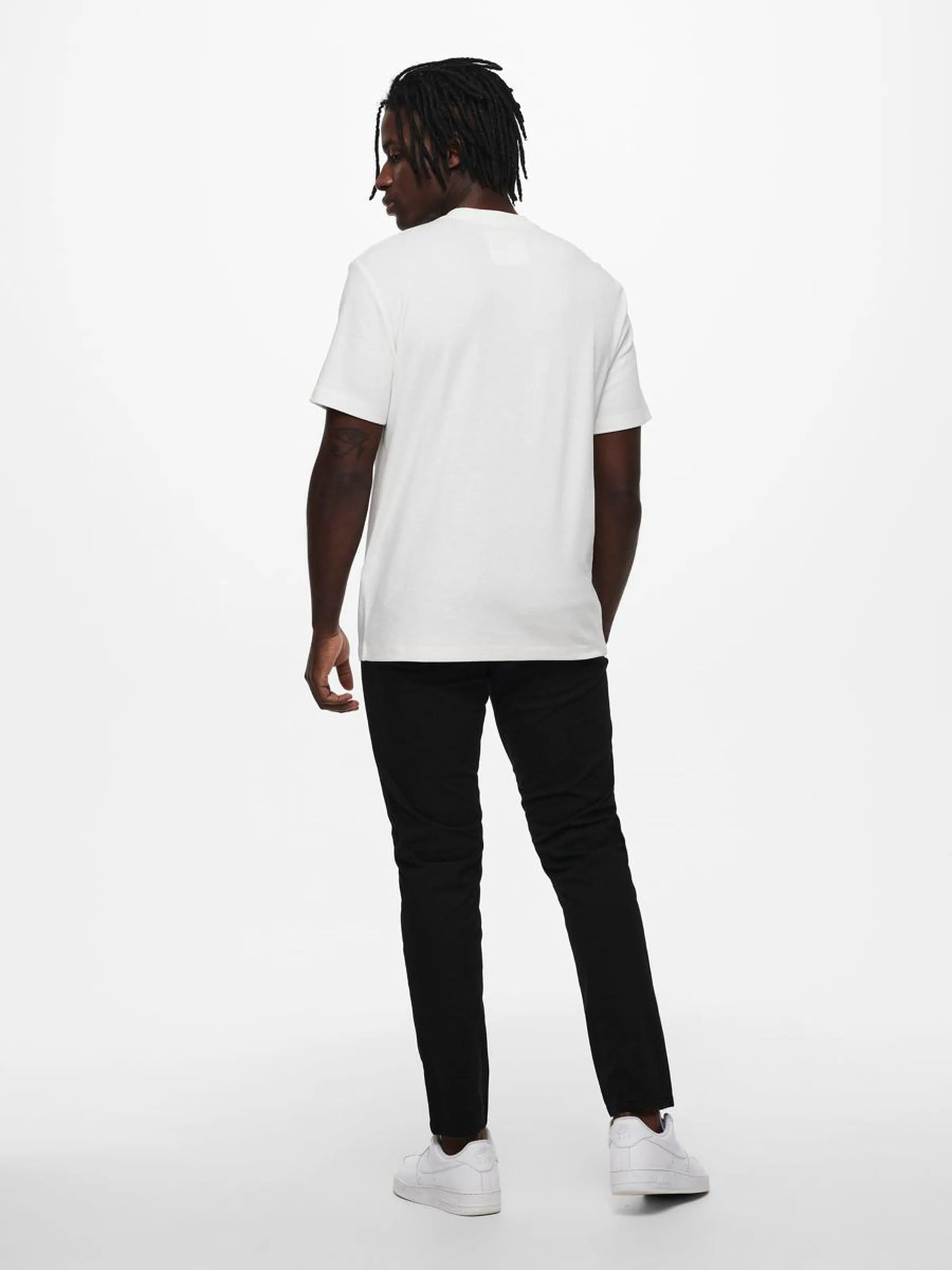 Camiseta Nadeem - ECRU