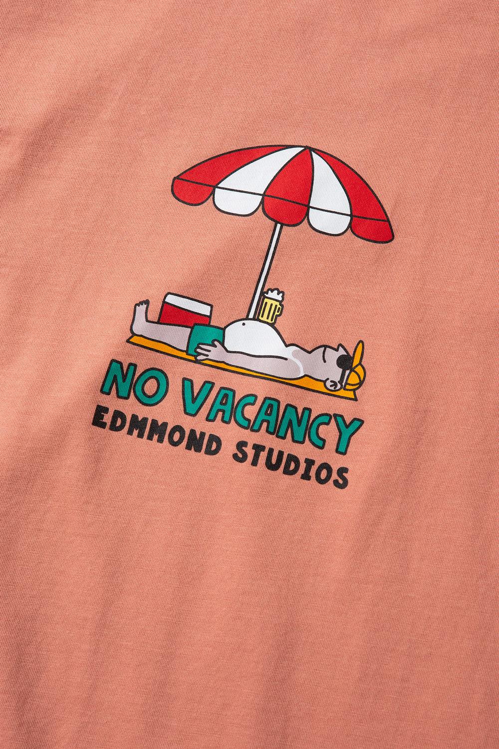 Camiseta No Vacancy Umbrella Plain Salmon - ECRU