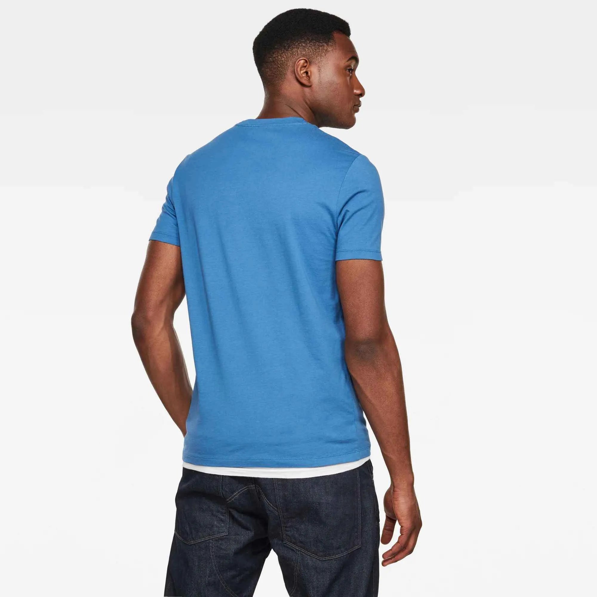 Camiseta RAW. Text - ECRU