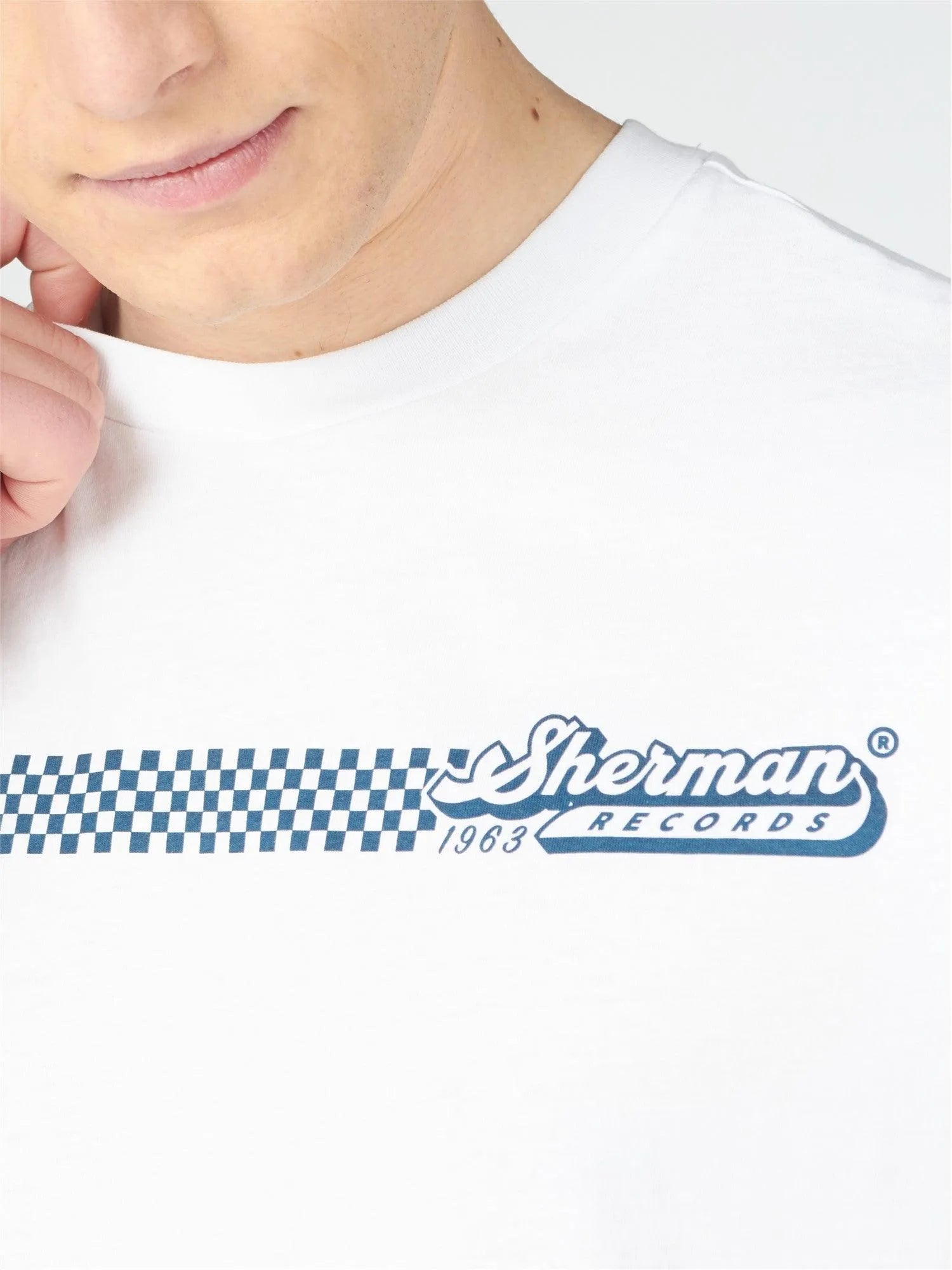 Camiseta Record Store - ECRU