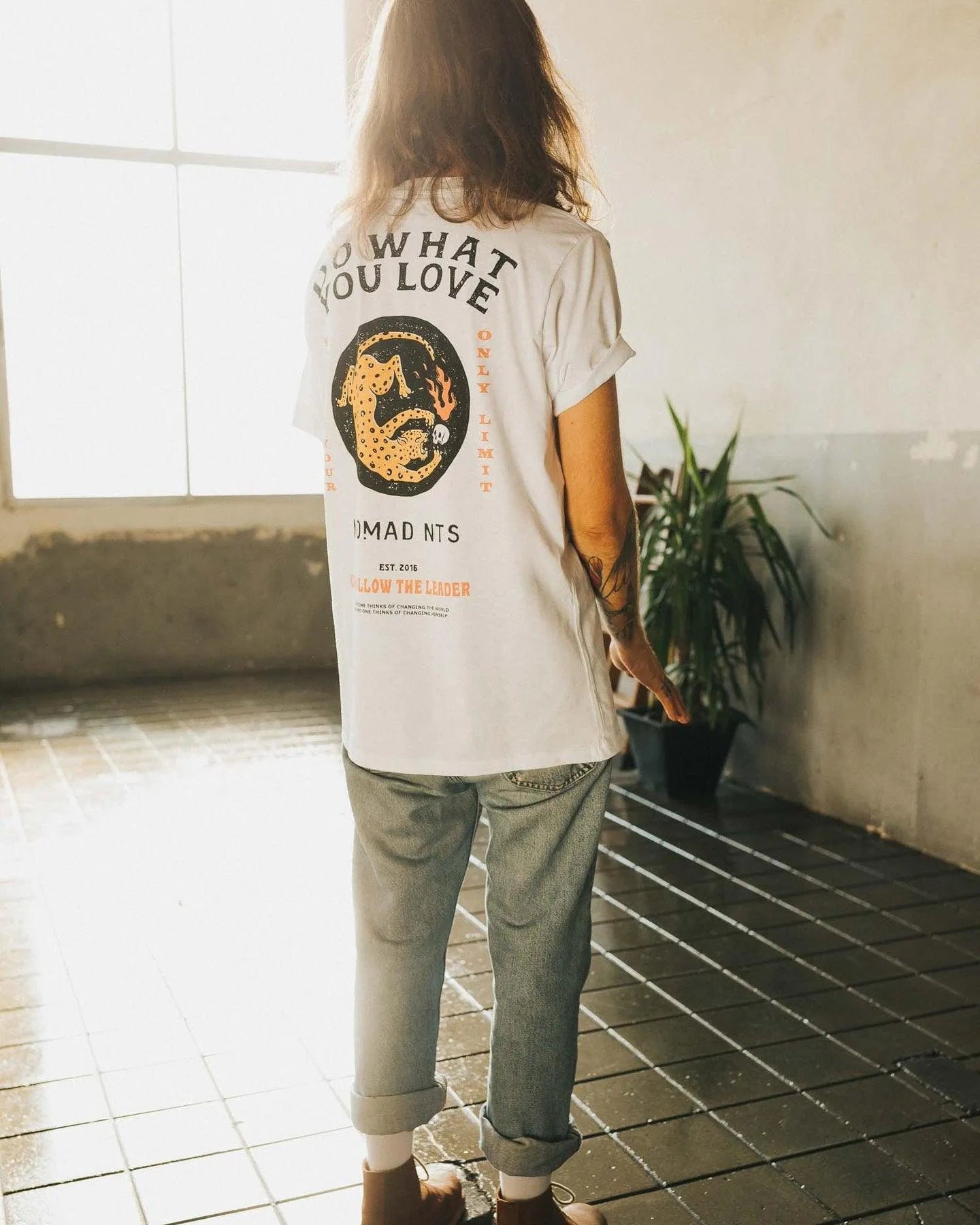 Camiseta Road - ECRU