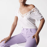 Camiseta Salsa Jeans Lisa con Encaje Arena - ECRU