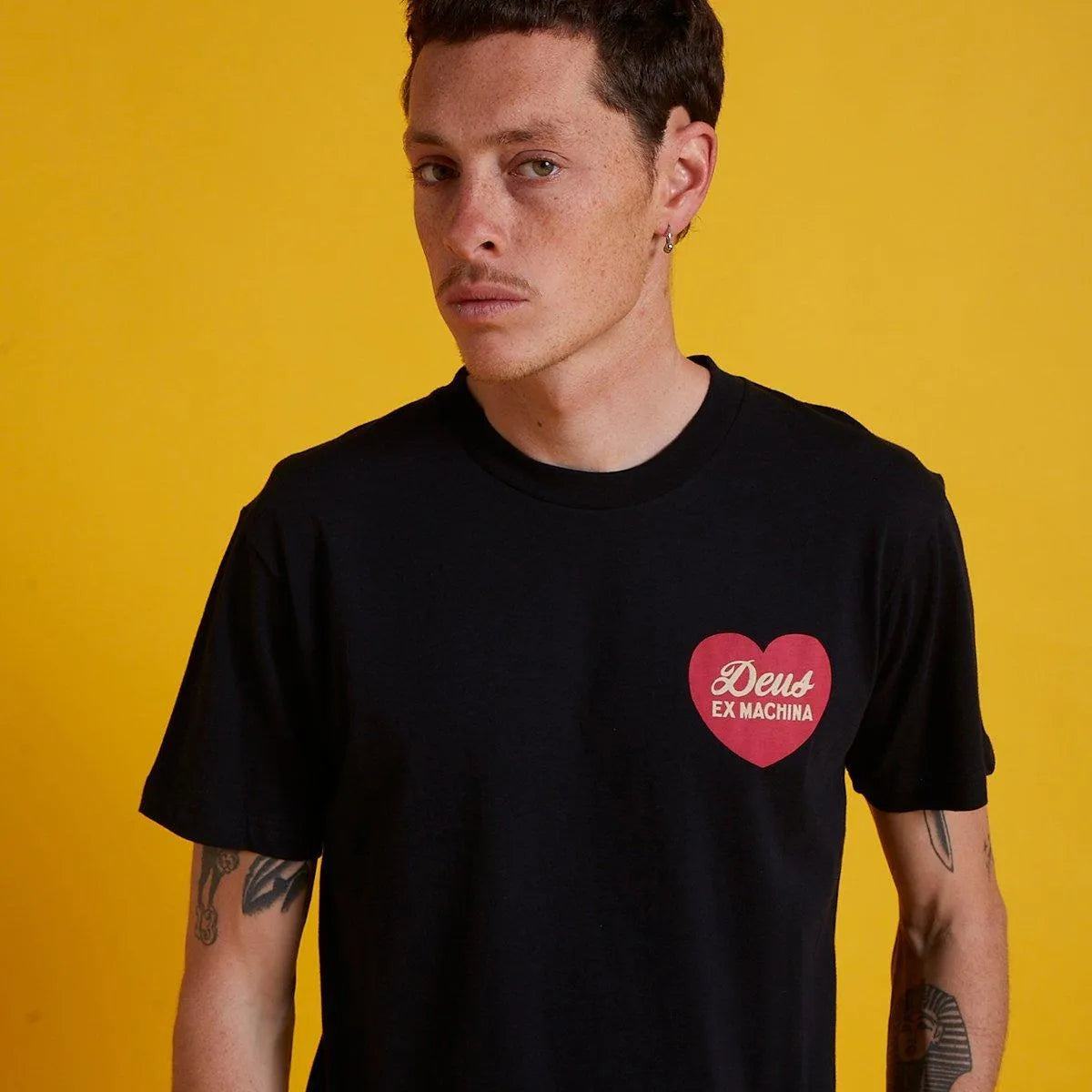 Camiseta Sentiments - ECRU