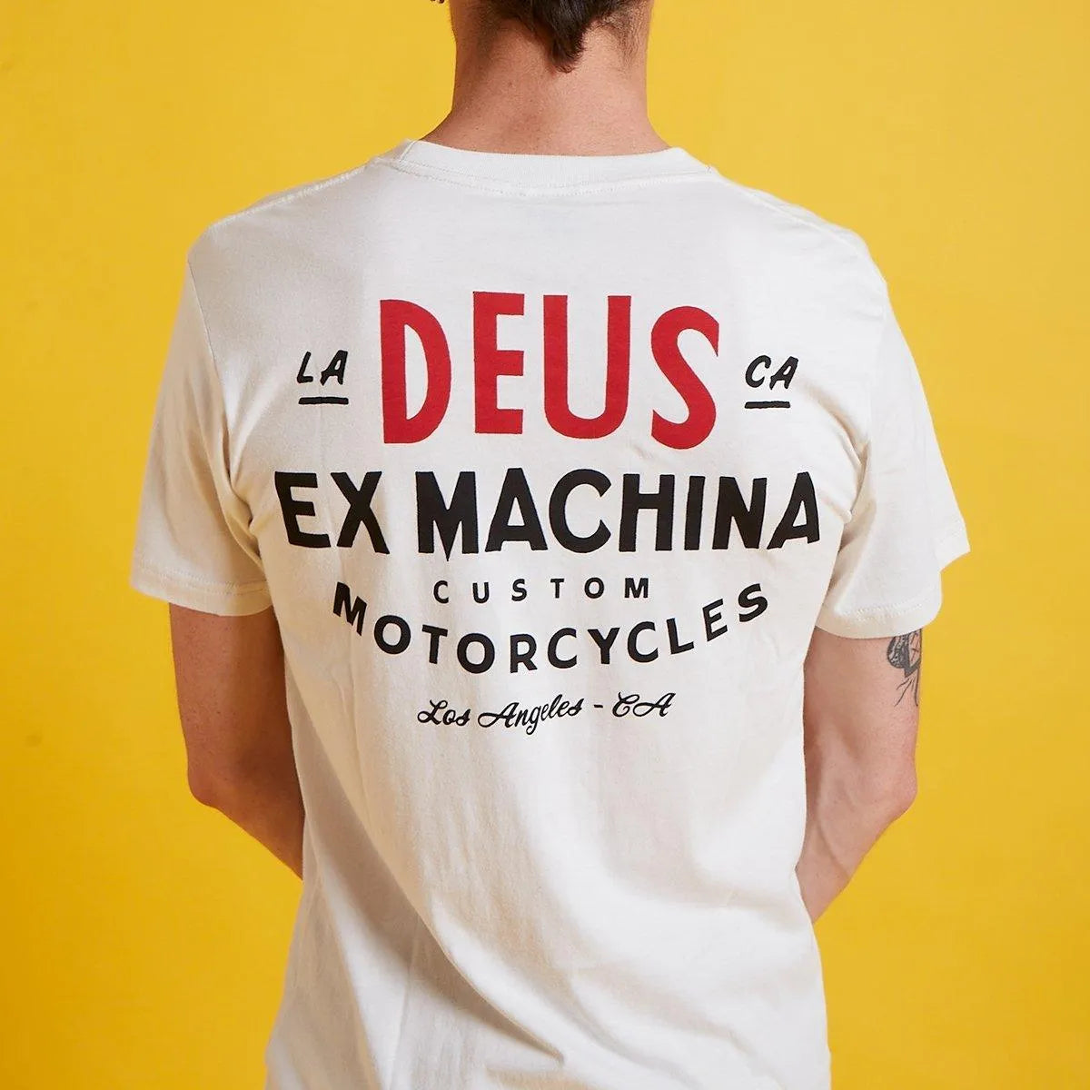 Camiseta Sentiments - ECRU